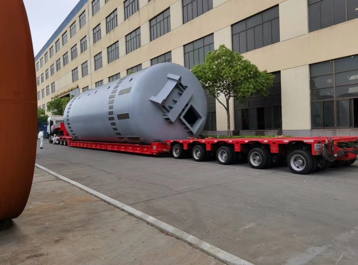 Rotary anode furnace