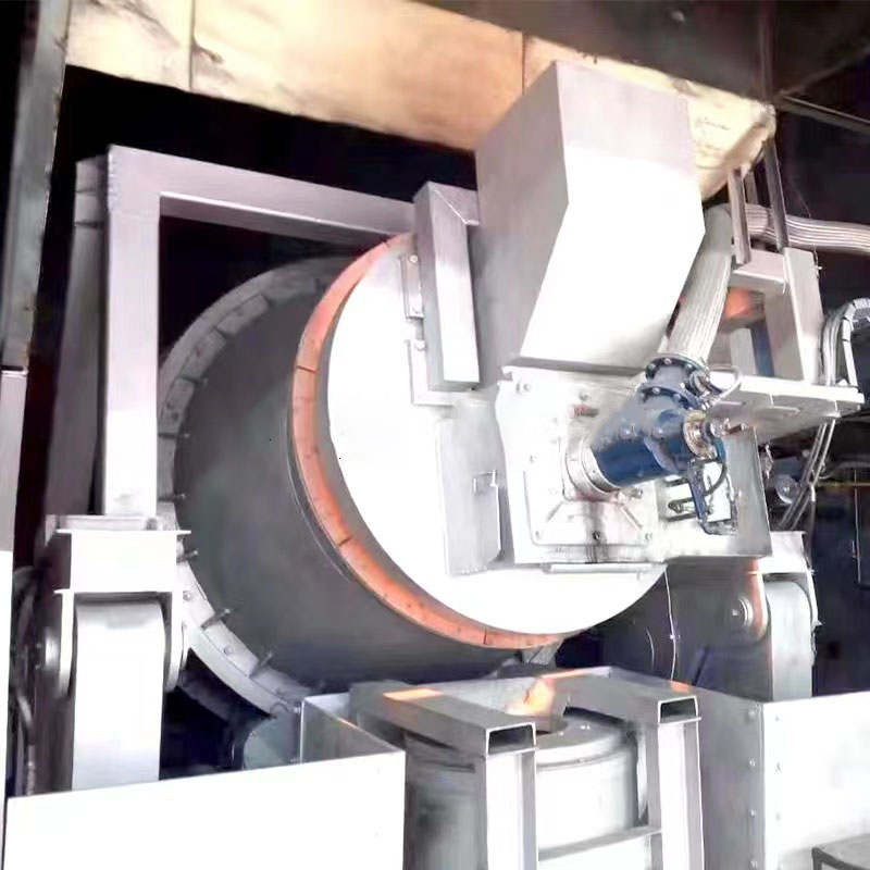 Copper tilting furnace