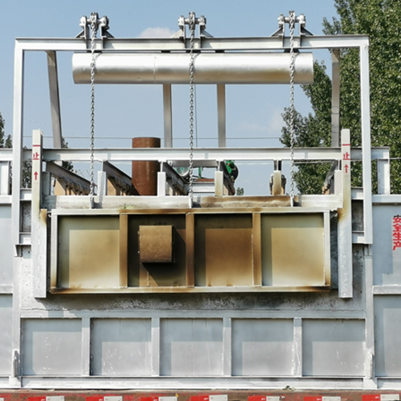 Rectangular aluminum melting furnace